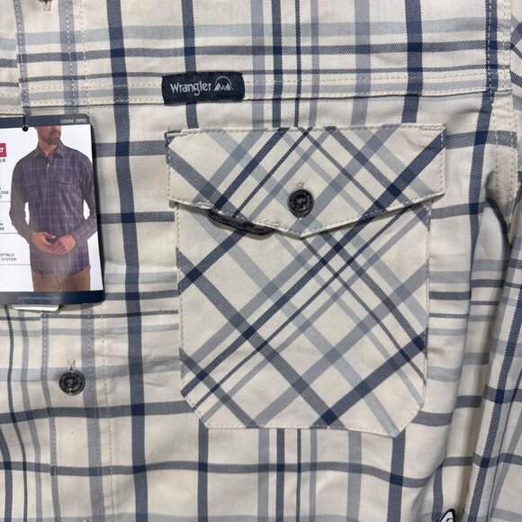 Wrangler Men's Long Sleeve Button Down Shirt Size Small New With Tags - Picture 2 of 8